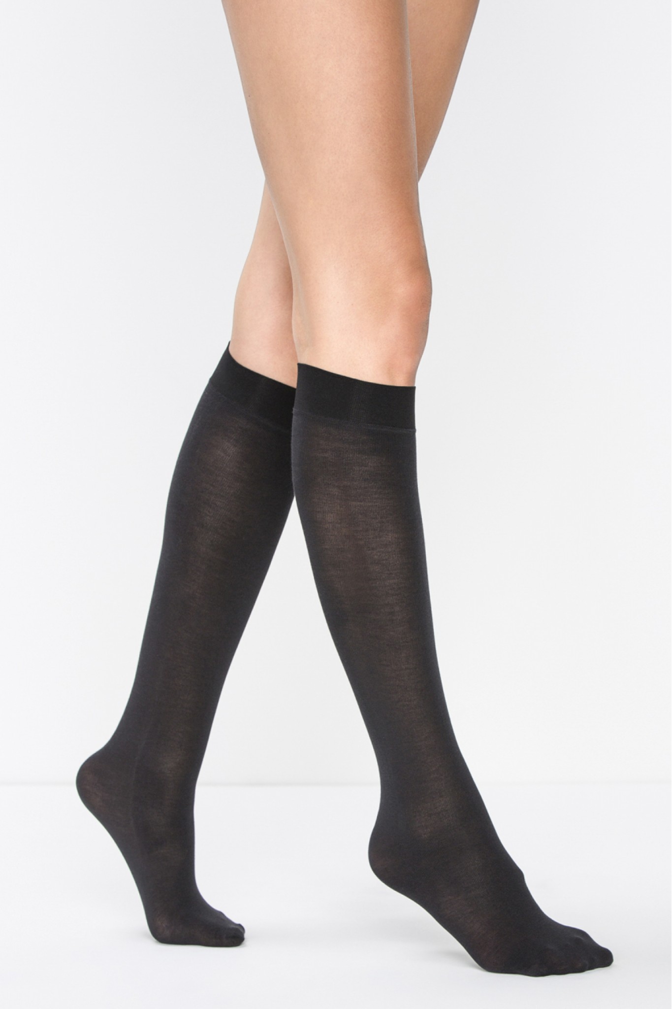 PENTİ DEKOLTE PARMAKSIZ PANTOLON ÇORABI