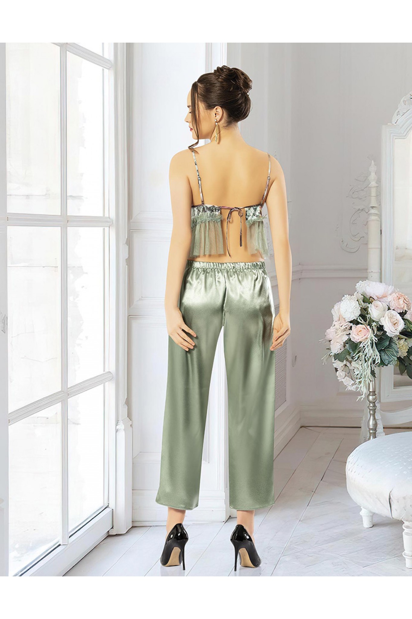 FOR DREAMS 1995 BAYAN GECELİK